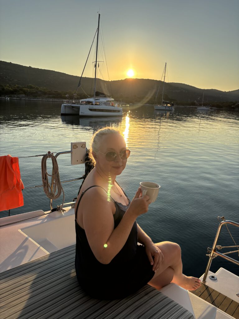 Abendstimmung an Deck des Katamarans Eragon