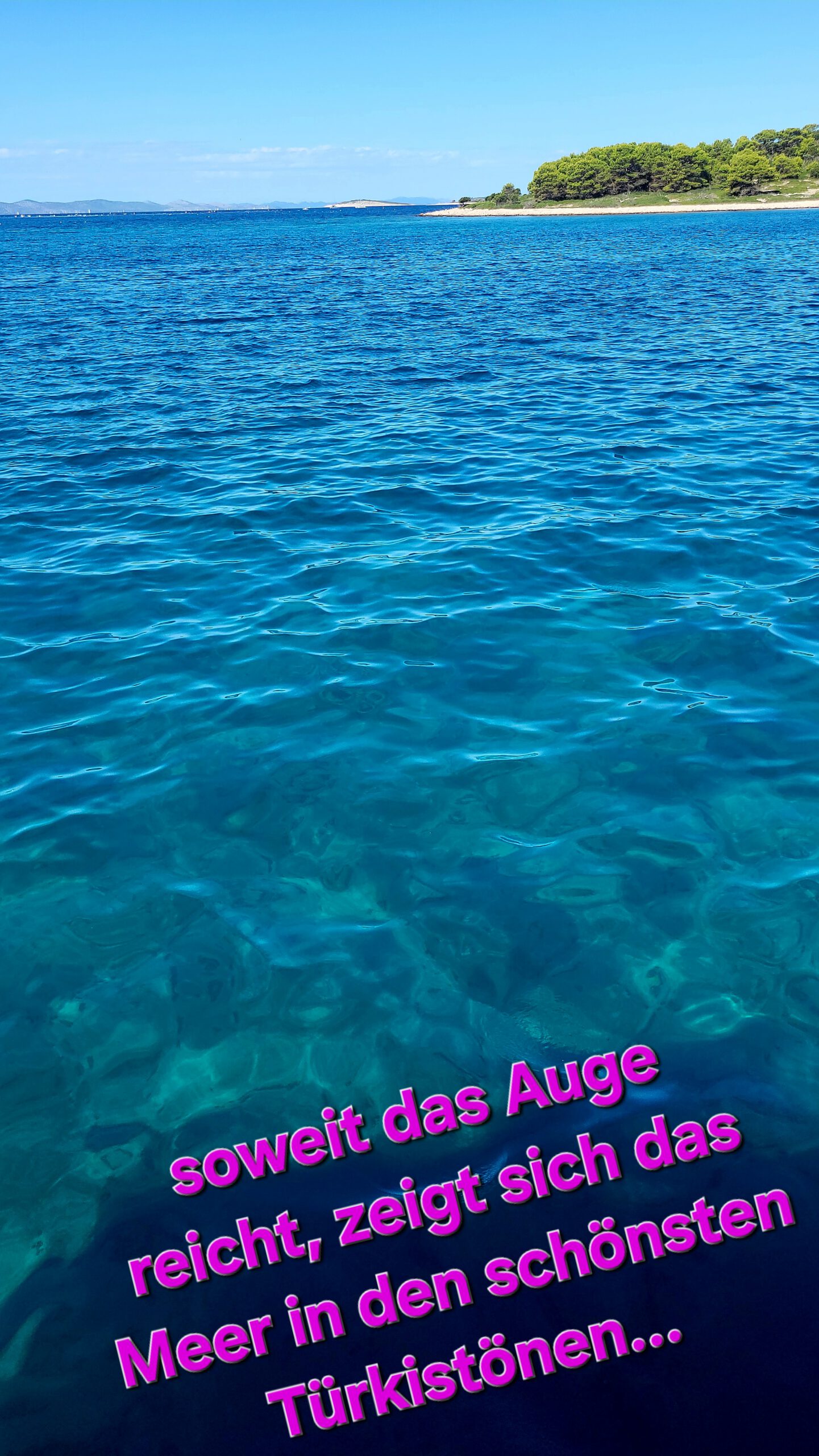 Guest enjoying turquoise waters and a relaxed atmosphere during a sailing holiday